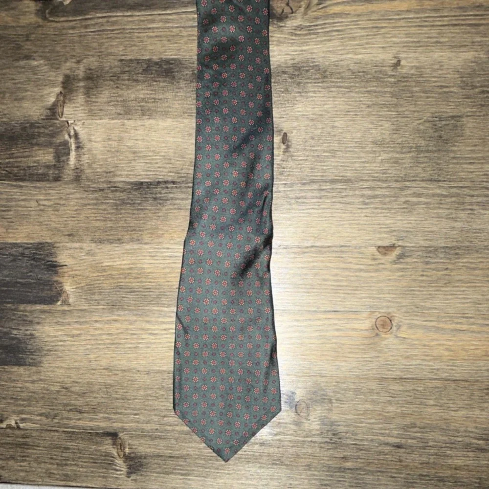 Vintage Keys & Lockwood Pure Silk Men's Tie: Hand Sewn Geometric